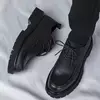 Sapatos casuais de couro grande para homens, plataforma preta original, fundo grosso, sapatos de cavalheiro, sapatos de segurança ao ar livre