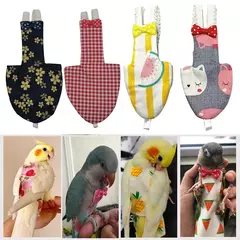 Imagem do Sakura Birds Flight Suit com gravata borboleta, fralda de papagaio, roupa média para pássaros, periquito, pombo, estilo japonês
