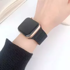 Pulseira Desportiva Magnética para Apple Watch, Pulseira de Silicone, Série iWatch, Ultra 2, 9, 8, 7, 6, 5, 4, 49mm, 45mm, 44mm, 42mm, 38 milímetros, 40 milímetros, 41 milímetros - loja online