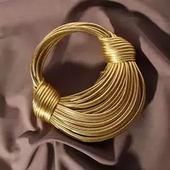 Bolsa atada corda artesanal para mulheres, embreagem noite dourada e prateada, bolsas hobo atadas, nova marca de designer, luxo e chique, 2023 - Wolf Magazine