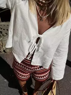 Camisas casuais de linho com renda para mulheres, oco, gola V, blusas de manga comprida, tops para senhora, streetwear, novo, primavera, 2022 - Wolf Magazine