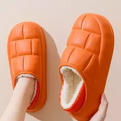 Chinelos de algodão impermeáveis para casais, sapatos de confinamento de pelúcia interior, bolsas femininas e chinelos domésticos, outono e inverno