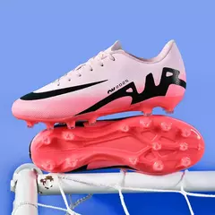 Sapatos de futebol ultraleves longos dos homens, grampos respiráveis, botas de futebol indoor, tênis de treinamento, venda quente, novo, transporte da gota - loja online