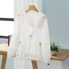 Mulheres Jaqueta Impermeável Jaquetas Blusão Feminino Com Capuz Verão Sunproof Windproof Casacos Mulheres Caminhadas Ao Ar Livre Fino Casaco A231