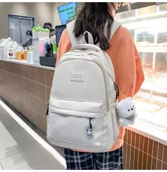 Imagem do Mochila de grande capacidade para estudante, bolsa simples e versátil para menina, material poliéster unissex, decoração de boneca japonesa