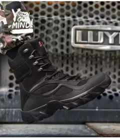 Botas de couro masculinas, sapatos casuais ao ar livre, designer leve, botas de trabalho quentes, botas artesanais clássicas - Wolf Magazine