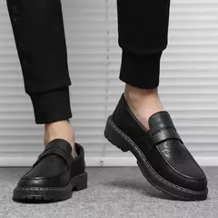 Sapato de sola grossa masculino, deslizamento respirável em sapatos, cor sólida, casual, feito à mão, formal na internet