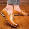 Oxfords de escritório formal masculino, Sapatos de casamento Oxford, Mocassins franjados, Sapatos sociais de luxo