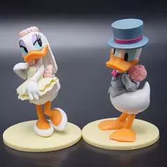 Disney margarida pato artesanal boneca 10cm vestido de casamento pato donald modelo anime brinquedo decoração de bolo de casamento presente