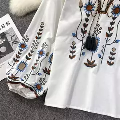 Blusa Bordada Manga Lanterna Longa com Decote V para Mulheres, Moda Casual, Camisas Vintage, Tops Femininos Minoritários, Drop Shipping, Outono