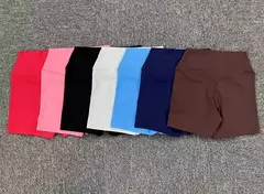 Shorts de ginástica Push Up para mulheres, roupas de ioga, roupas fitness, roupas esportivas, workout, café, branco, vermelho, verão, 2022 - Wolf Magazine