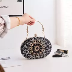 Imagem do Bolsa crossbody redonda pequena para mulheres, bolsas verdes, embreagem de cristal, bolsa de diamante para casamentos, designers de luxo, carteiras, 2023