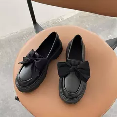 Salto alto de toe redondo para mulheres, mocassins femininos, bombas diárias clássicas, sapatos deslizantes, salto quadrado, laço, marca, 2024 - comprar online