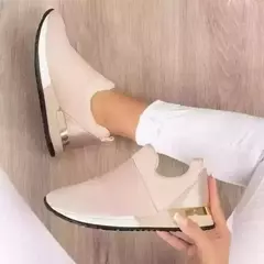 Sapatos femininos de envergadura vulcanizada, tênis de cor sólida para senhoras, calçados casuais de malha esportiva feminina, 2024 - Wolf Magazine