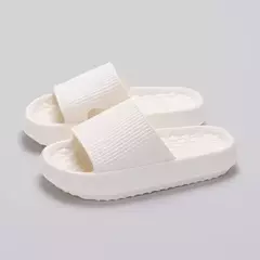 Chinelos de Nuvem de Plataforma Grossa para Mulheres, Sola Macia, Slides de Travesseiro, Antiderrapante, Chinelos de Praia, Banheiro, Casa, EVA, Verão - loja online