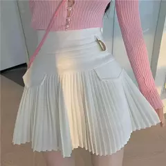 Minissaia plissada de cintura alta feminina, estilo coreano, branca, casual, fina, Universidade, Metal, letra D, verão