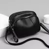 Cor sólida elegante rebite zíper bolsa de telefone móvel feminino simples cou