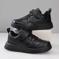 Tênis de couro leve para meninos e meninas, calçados esportivos para crianças, preto e branco, tênis plano para crianças