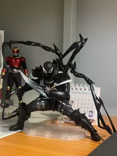 Novo venom revoltech incrível yamaguchi figuras agente veneno anime figura modelo coleção eugene thompson revoltech figura presente na internet
