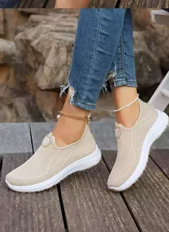 Sapatos femininos leves respiráveis tamanho grande apartamentos para senhora, deslizamento em sapatos casuais esporte ao ar livre tênis moda tênis - comprar online