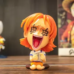 Imagem do Bandai q versão uma peça luffy usopp nami robin chopper sanji brooke ace anime feito à mão figura de pvc brinquedos modelo boneca