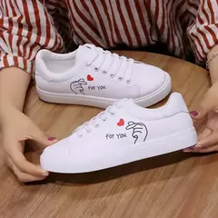 Tênis de corrida respirável para mulheres, flor bordada, tênis casual com renda, branco, nova moda, primavera e outono, 2024 - Wolf Magazine