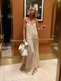 Mulheres malha plissada bainha patchwork vestido maxi, decote em v, sem costas, sem mangas, roupinhas, sexy, praia, rua alta, moda, 2024 na internet