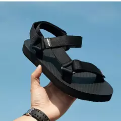 Sandálias masculinas simples e casuais, tênis confortáveis, férias na praia ao ar livre, sapatos masculinos, novos, verão, 2023