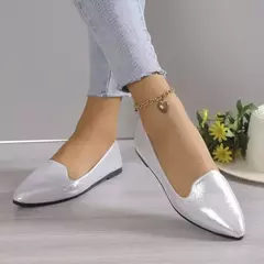Mocassins deslizantes respiráveis para mulheres, sapatilhas rasas de balé elástico, fundo macio, sapatos de barco com dedo apontado, tamanho grande, 43, moda, 2024