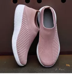 Sapatos rasos elásticos respiráveis para mulheres, tênis leves, calçados esportivos, primavera e verão na internet