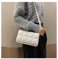 Imagem do Pequena bolsa de couro PU para mulheres, bolsa crossbody, alça clássica, marca de moda, designer, tendência, feminina
