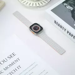 Pulseira Desportiva Magnética para Apple Watch, Pulseira de Silicone, Série iWatch, Ultra 2, 9, 8, 7, 6, 5, 4, 49mm, 45mm, 44mm, 42mm, 38 milímetros, 40 milímetros, 41 milímetros - loja online