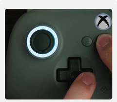 Controlador de jogos com fio 8BitDo Ultimate C para Xbox, anel de fogo de iluminação RGB e joysticks de efeito Hall, Windows 10/11 na internet