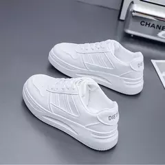 Calçado esportivo casual resistente ao desgaste para mulheres, tênis feminino respirável, sapatos brancos simples para senhora, novo, 2024 - comprar online