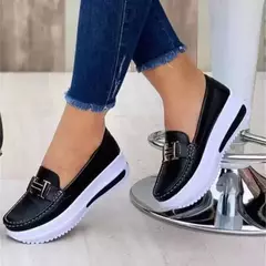 Imagem do Sapatos femininos de couro vulcanizado em PU, tênis de dedo redondo, casual, boca rasa, slip-on, feminino, diário, impermeável, na moda