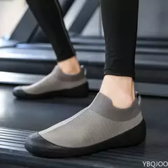 Sapatos masculinos tênis de malha respirável sapatos casuais plus size tênis leves meias deslizamento em apartamentos sapatos de caminhada macios - Wolf Magazine