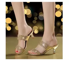 Sandálias femininas de diamante com strass, salto stiletto de uma palavra, salt - comprar online