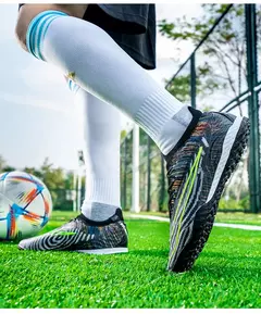 Botas de campo de futebol profissional para homens, tênis de futsal, tênis de tornozelo ao ar livre - comprar online