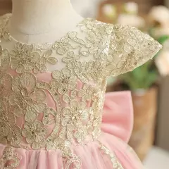 Bordado Elegante Crianças Princesa Vestidos para Meninas Luxo Golden Lace Vintage Crianças Festival Party Gown Bebê Batismo Vestidos - comprar online