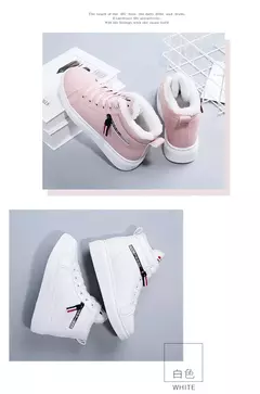 Botas de pelúcia quente PU para mulheres, sapatos de inverno, apartamentos, rendas, botas de neve curtas, senhoras, 2022 - Wolf Magazine