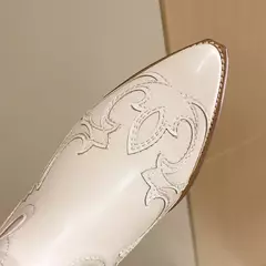 Botas de bezerro ocidentais bordadas para mulheres, saltos quadrados cowboy, dedo apontado, sapatos de plataforma, plus size 42 - loja online