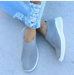 2024 novos sapatos casuais moda tênis para mulheres andando cor sólida tênis feminino deslizamento em meia senhoras sapatos planos mulher - comprar online