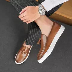 Sapatos casuais de couro de verão sapatos de escritório para homens de condução mocassins confortáveis deslizamento em sapatos de moda de festa