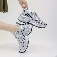 CLAIAMI sapatos de couro femininos, calçados esportivos casuais, leves, sola macia, antiderrapante, tênis de borracha para senhoras na internet