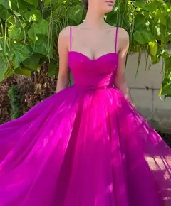 Vestido de noite sem encosto para meninas, Vestido de baile sexy, Novo vestido de festa - Wolf Magazine