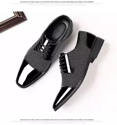 Tendência clássico masculino vestido sapatos para homens oxfords sapatos de couro patente rendas até formal couro preto festa de casamento shoes2023 - comprar online