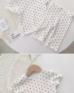 Elegante feminino bebê verão fino chiffon pijama conjunto de 2 peças roupas para casa para crianças bolinhas design ar condicionado roupas - comprar online