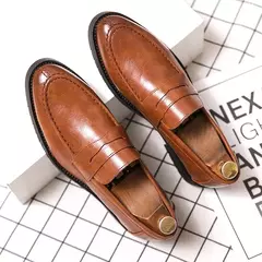 Mocassins de negócios britânicos, sapatos casuais antiderrapantes masculinos, sapatos de couro preto, vestido de noiva marrom, cinza