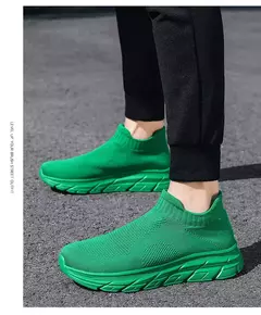 Tênis de corrida respirável masculino e feminino, calçados esportivos leves, tênis slip-on, meias da moda, tamanho grande 46, venda quente - Wolf Magazine