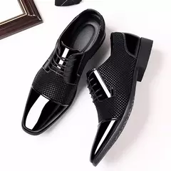 Imagem do Tendência clássico masculino vestido sapatos para homens oxfords sapatos de couro patente rendas até formal couro preto festa de casamento shoes2023
